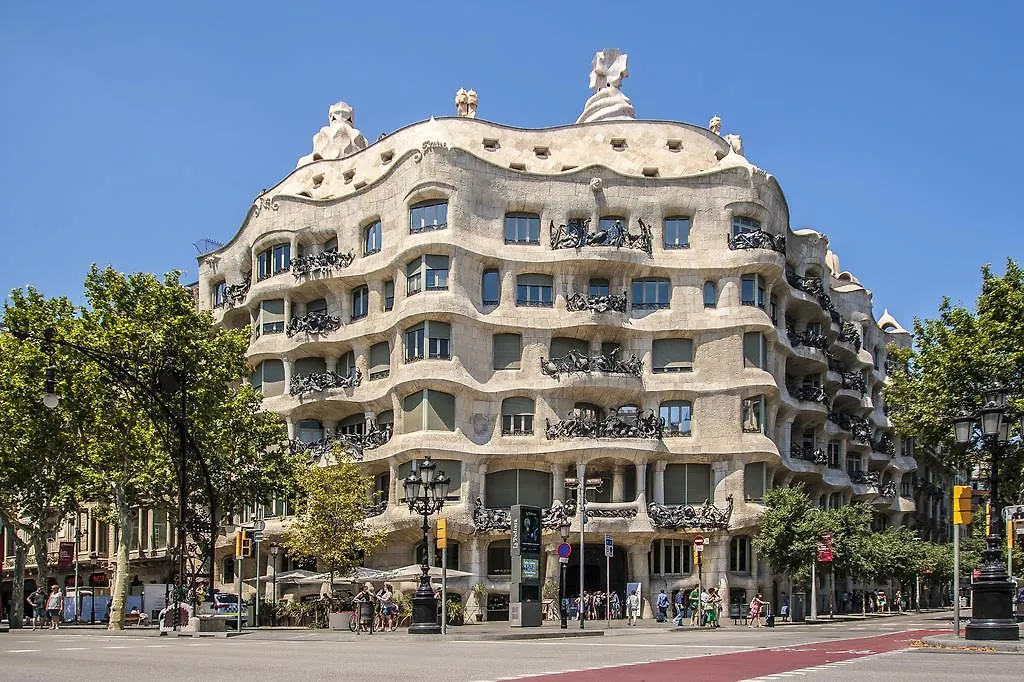 Habitat Apartments Rambla Deluxe برشلونة